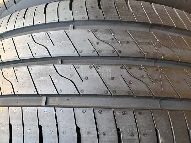 Goodyear 215/60 R17 Letnja