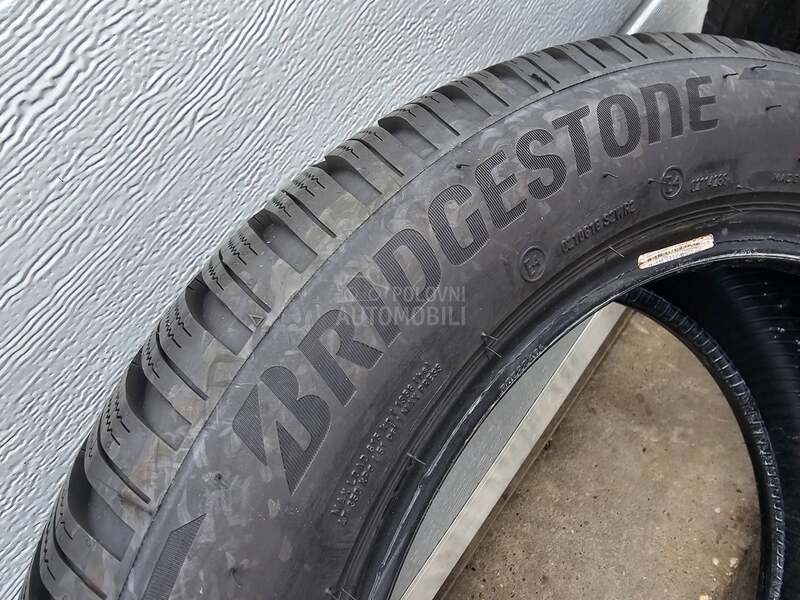 Bridgestone 205/55 R16 Zimska