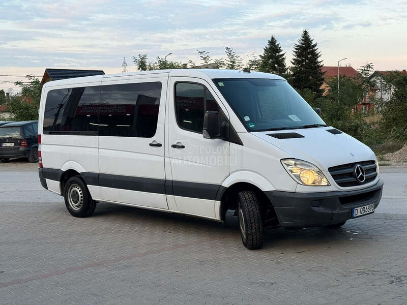 Mercedes Benz Sprinter 209