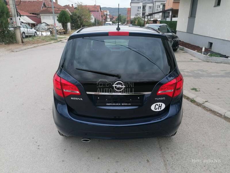 Opel Meriva 1.4i DESIGN CH