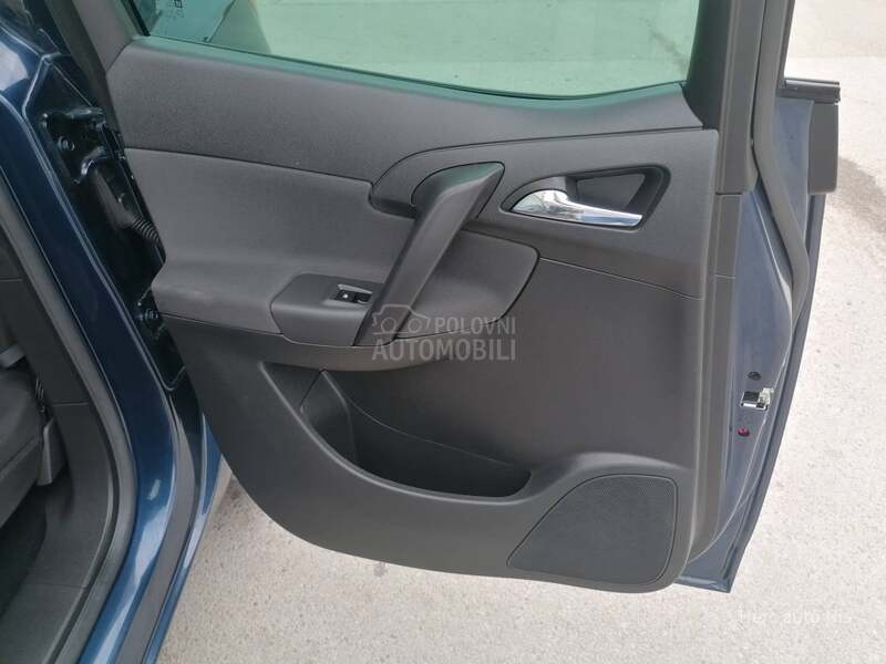 Opel Meriva 1.4i DESIGN CH