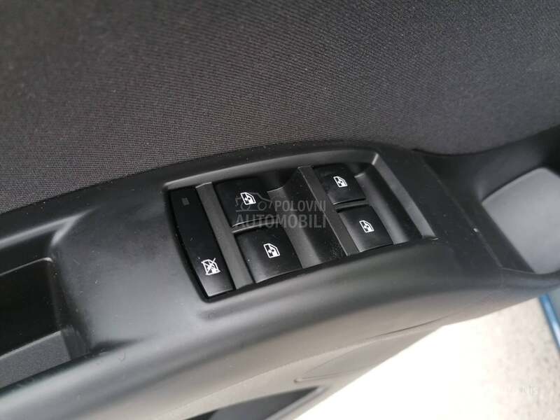 Opel Meriva 1.4i DESIGN CH