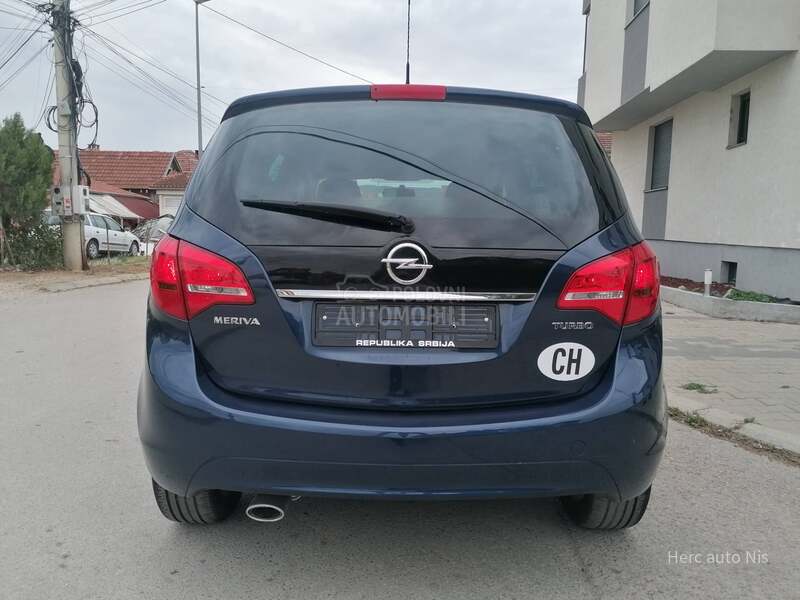 Opel Meriva 1.4i DESIGN CH