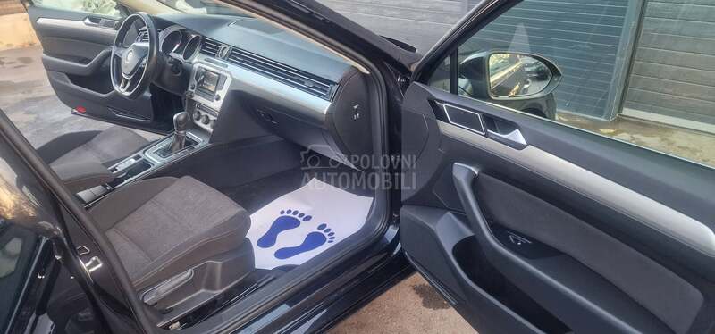 Volkswagen Passat B8 1.6 TDI COMFORTLINE