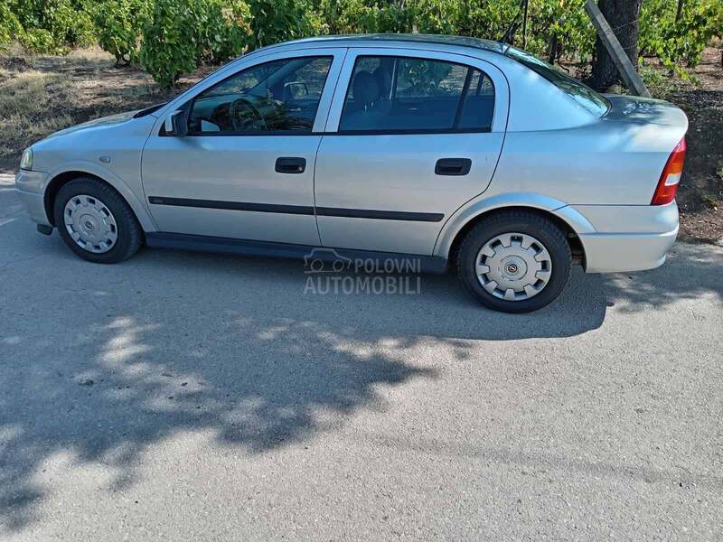 Opel Astra G 1.6