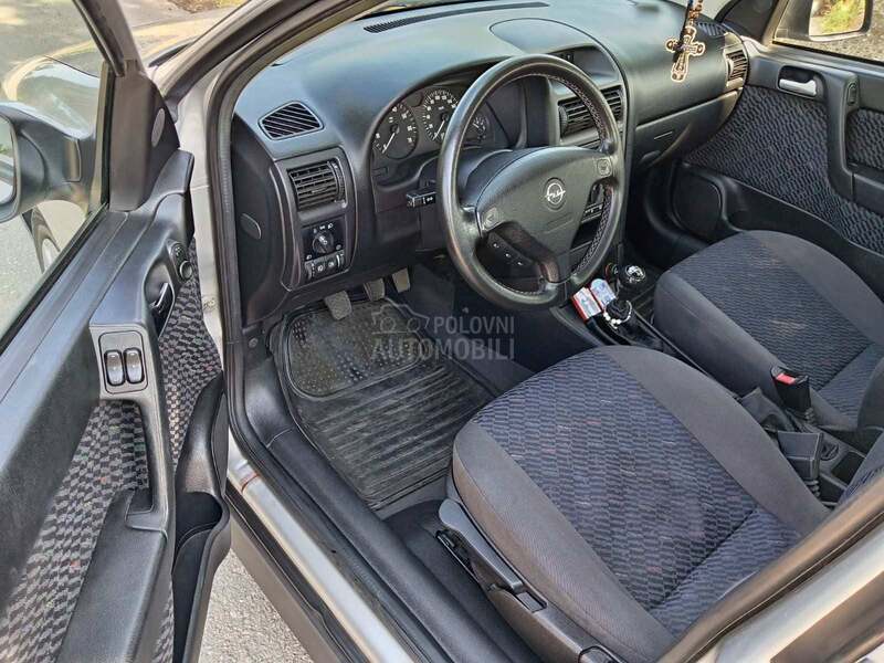Opel Astra G 1.6