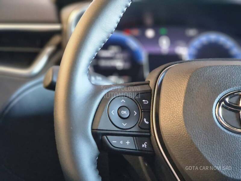 Toyota Corolla Cross 2.0 HEV E-CVT STYLE