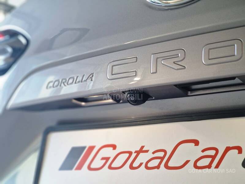 Toyota Corolla Cross 2.0 HEV E-CVT STYLE