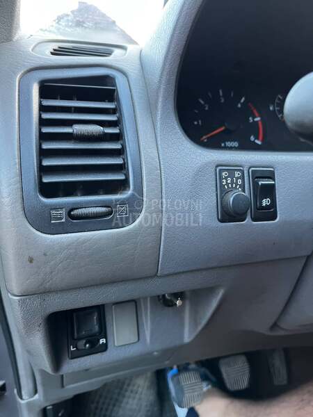 Nissan Terrano 