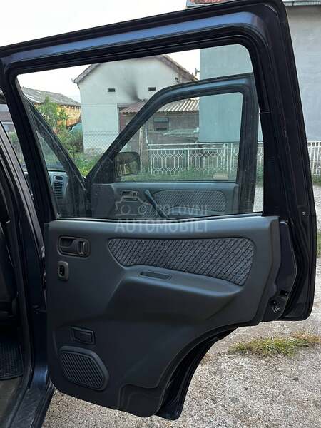 Nissan Terrano 