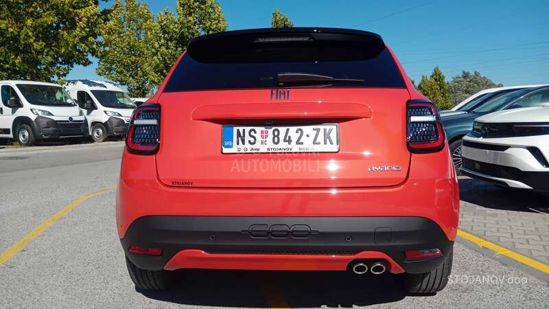 Fiat 600 1.2 HYBRID LA PRIMA