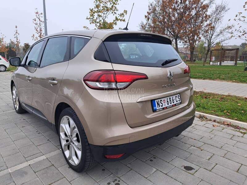 Renault Scenic 1.5 dCi 110 EDC