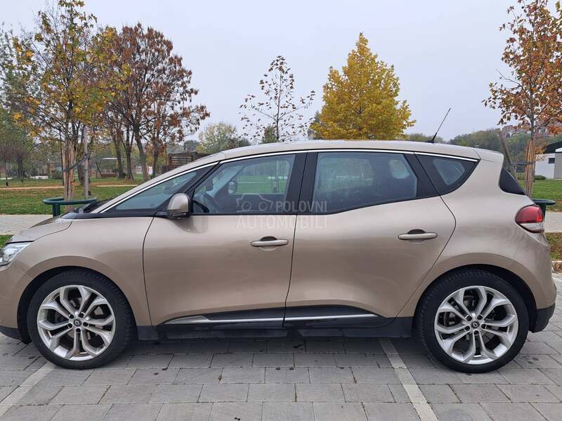 Renault Scenic 1.5 dCi 110 EDC