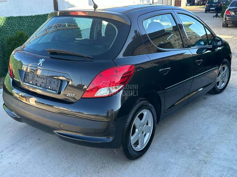 Peugeot 207 207 1.6HDI PANO