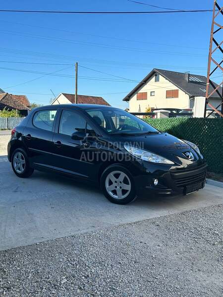 Peugeot 207 207 1.6HDI PANO
