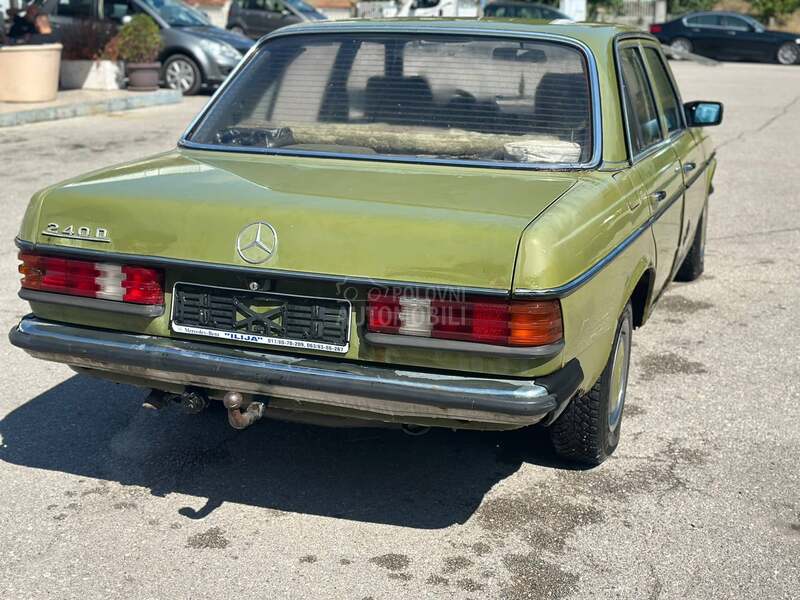 Mercedes Benz W123 240D