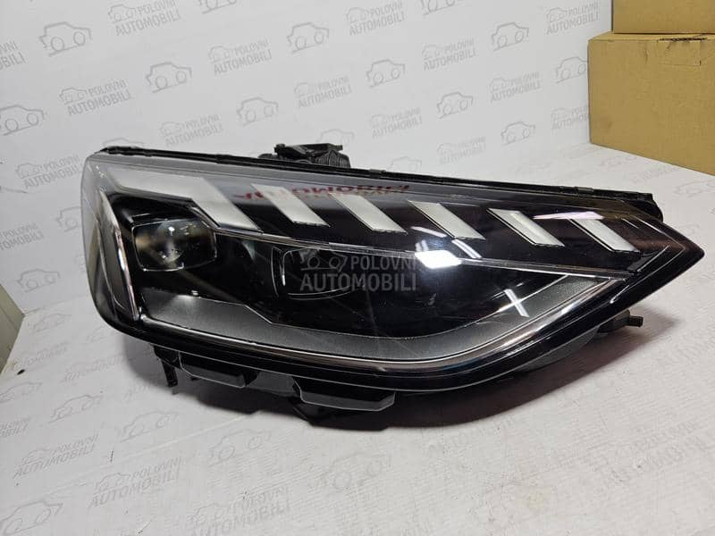 A4 8W0 FAR DESNI LED 034