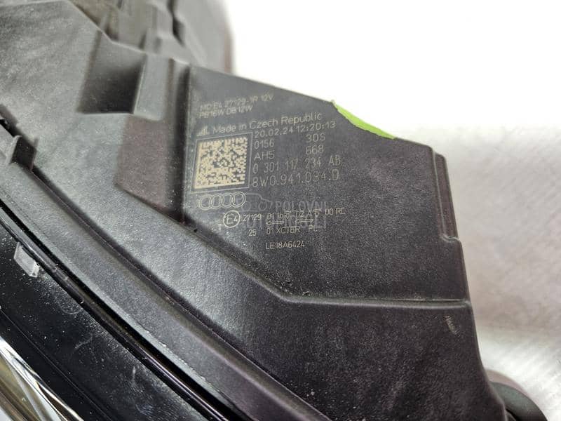 A4 8W0 FAR DESNI LED 034