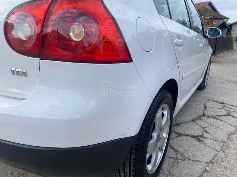 Volkswagen Golf 5 1.9tdi,N O V