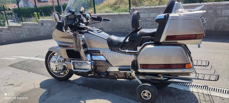 Honda goldwing
