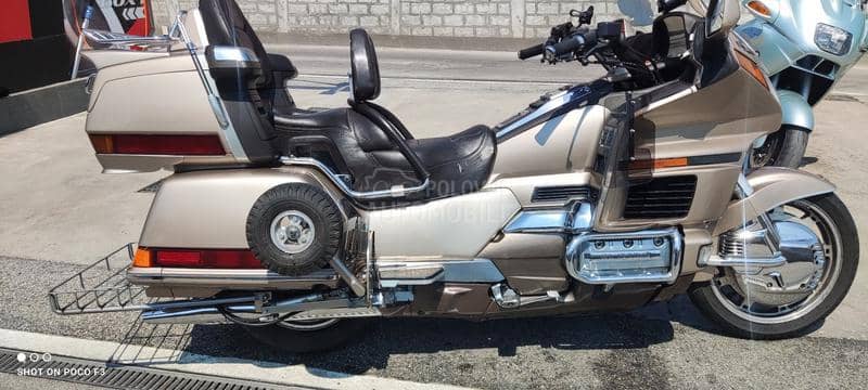Honda goldwing