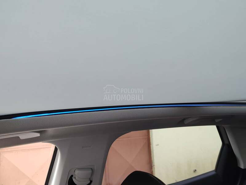 Peugeot 3008 1.2 Allure CROSSWAY