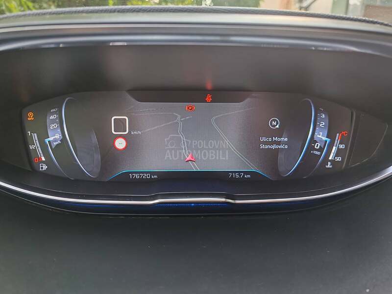 Peugeot 3008 1.2 Allure CROSSWAY