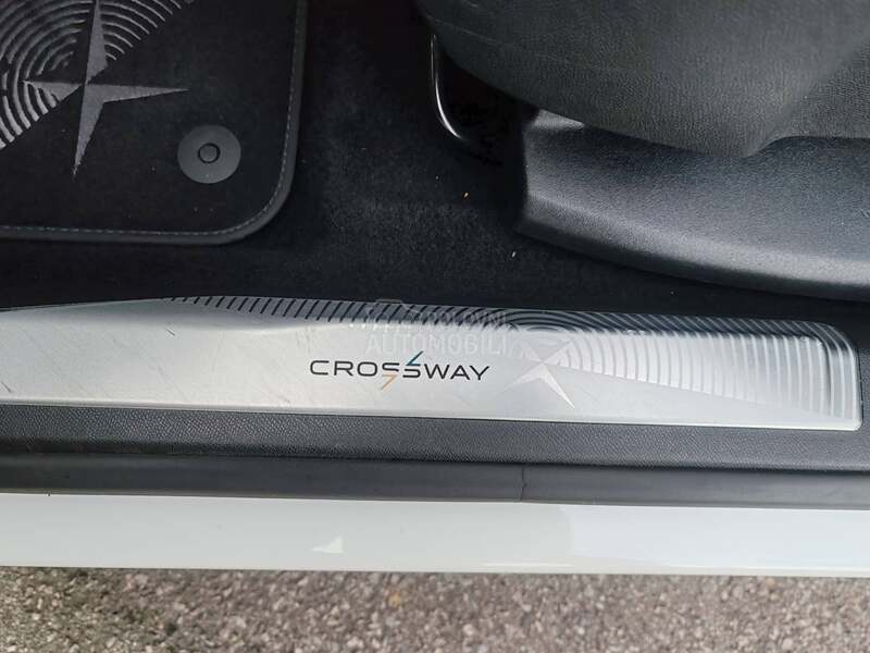 Peugeot 3008 1.2 Allure CROSSWAY