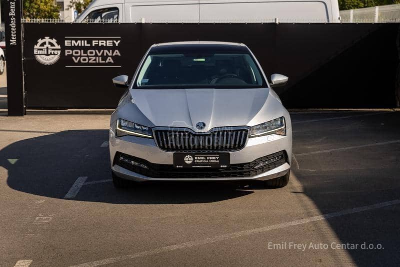 Škoda Superb 1.4 DSG Ambition