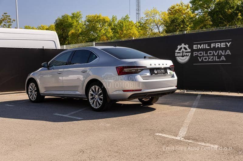 Škoda Superb 1.4 DSG Ambition