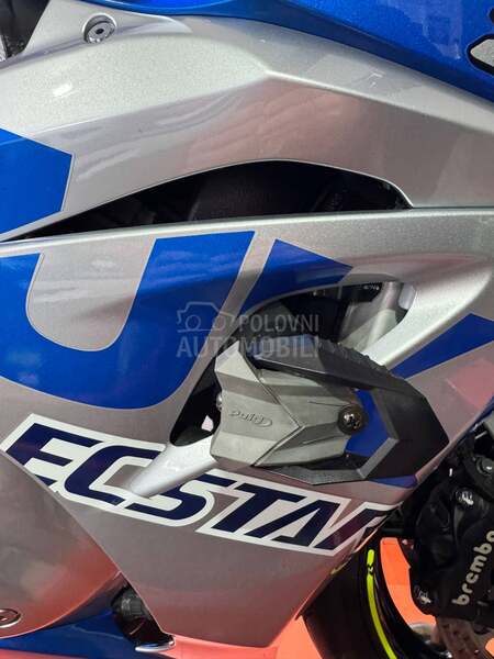 Suzuki gsxr1000 M1
