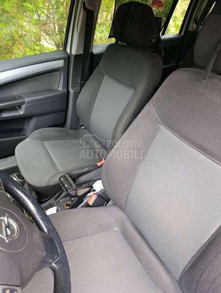 Opel Zafira b
