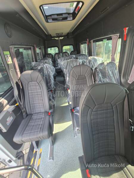 Mercedes Benz SPRINTER 517 MEĐUGRADSKI