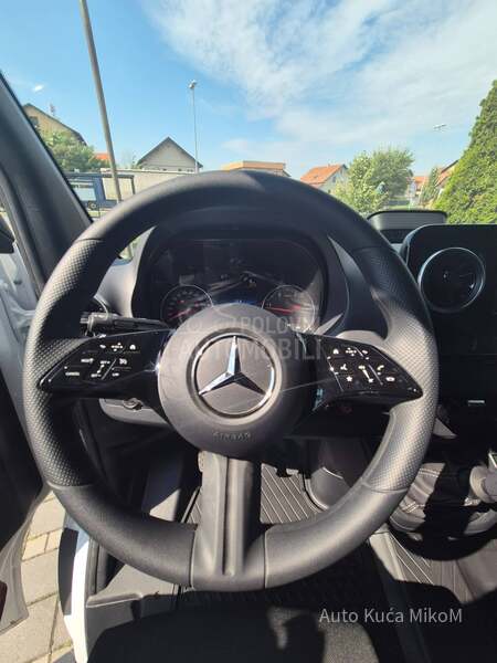 Mercedes Benz SPRINTER 517 MEĐUGRADSKI