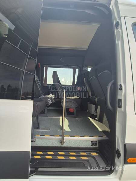 Mercedes Benz SPRINTER 517 MEĐUGRADSKI