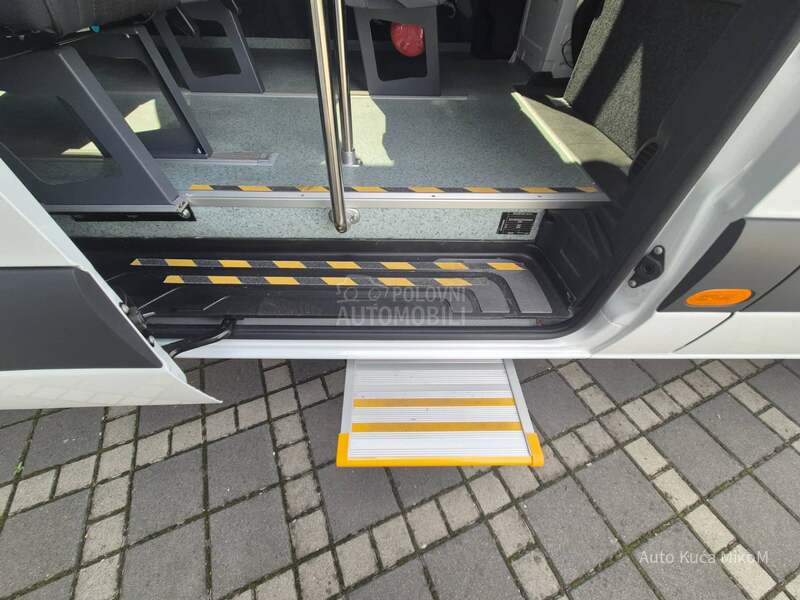 Mercedes Benz SPRINTER 517 MEĐUGRADSKI