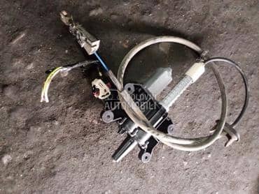 Elektricna rucna kocnica za Citroen DS5 za 2013. god.