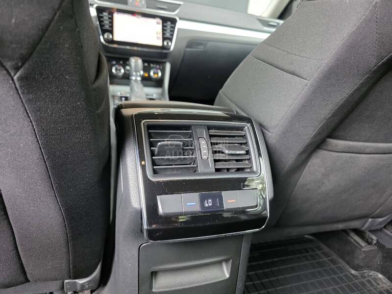 Škoda Superb 2.0tdi4x4Kuplj.ovde