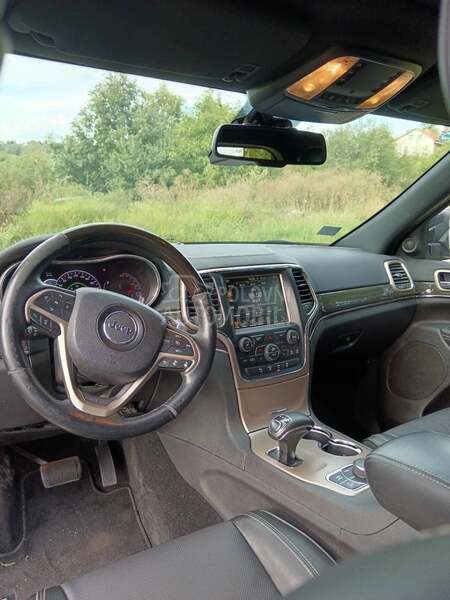 Jeep Grand Cherokee Overland