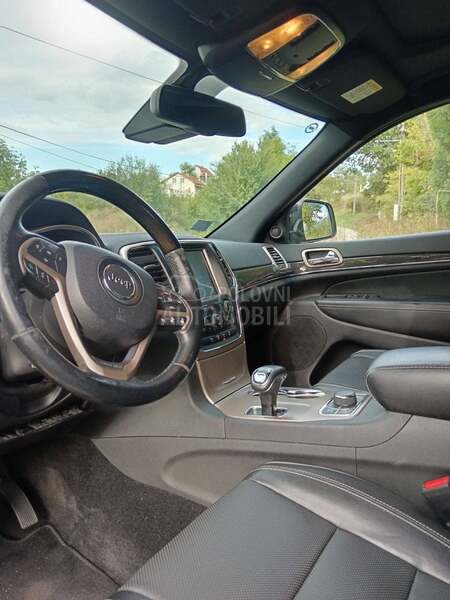 Jeep Grand Cherokee Overland