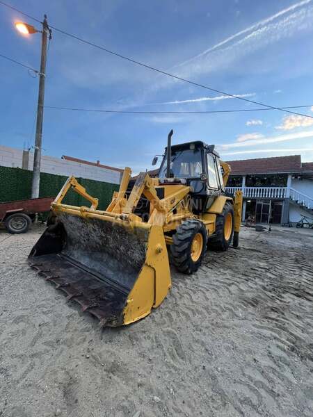 CAT 428b