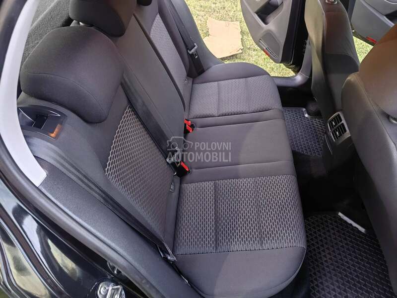 Volkswagen Golf 6 1.6 TDI