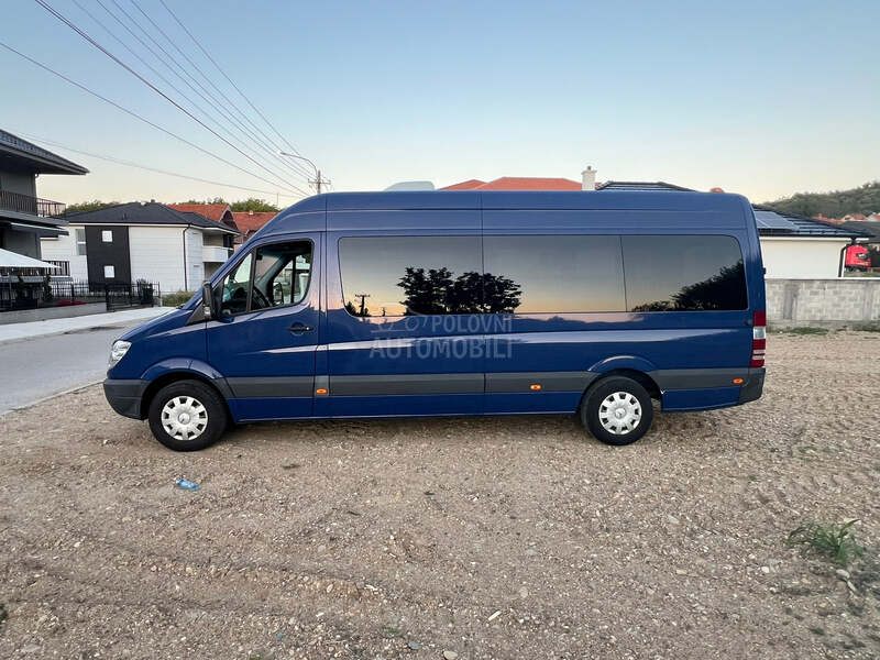 Mercedes Benz Sprinter 315
