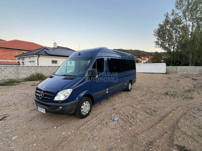 Mercedes Benz Sprinter 315