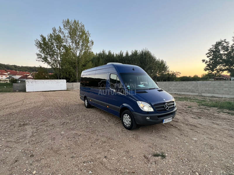 Mercedes Benz Sprinter 315
