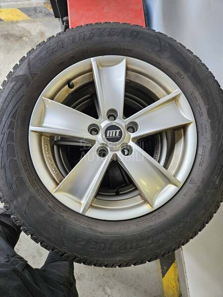 Goodyear 215/65 R16 Sve sezone