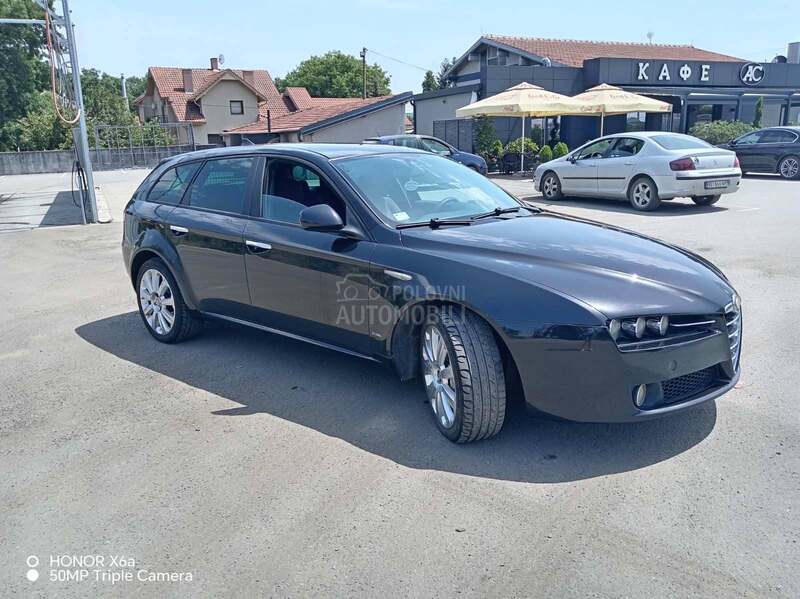 Alfa Romeo 159 
