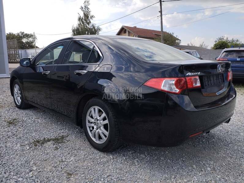 Honda Accord 2.0 Elegance