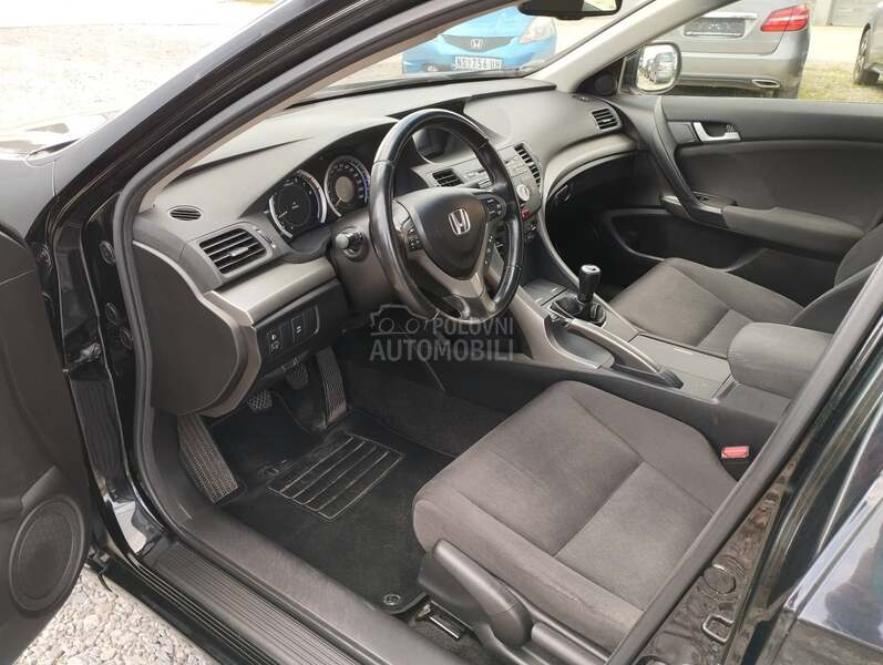 Honda Accord 2.0 Elegance