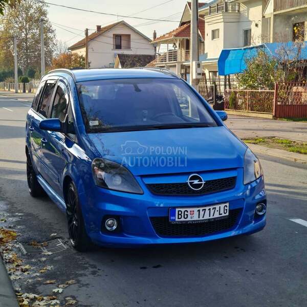 Opel Zafira OPC